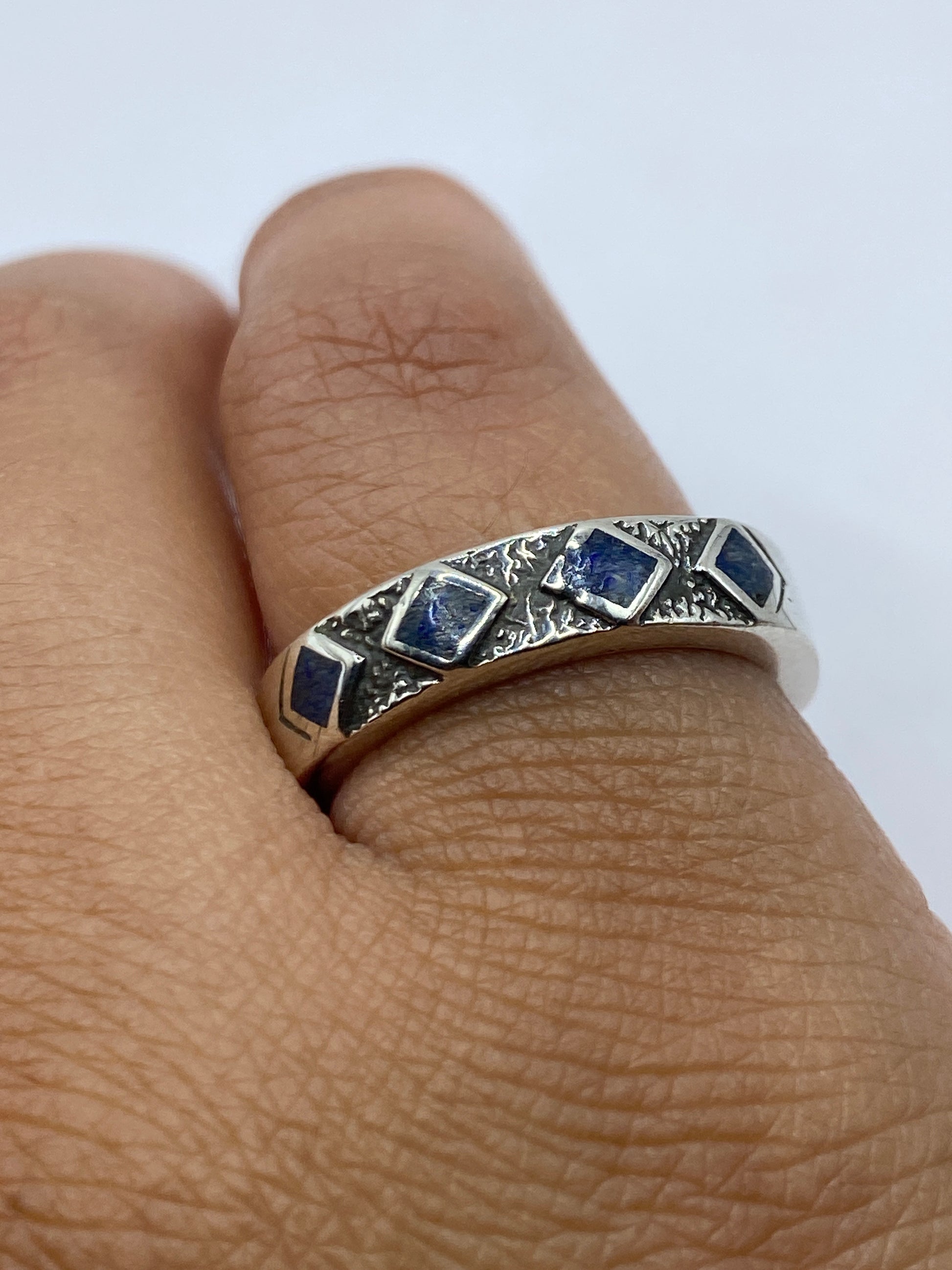 Reverso del anillo mostrando el sello 925 en plata de Taxco