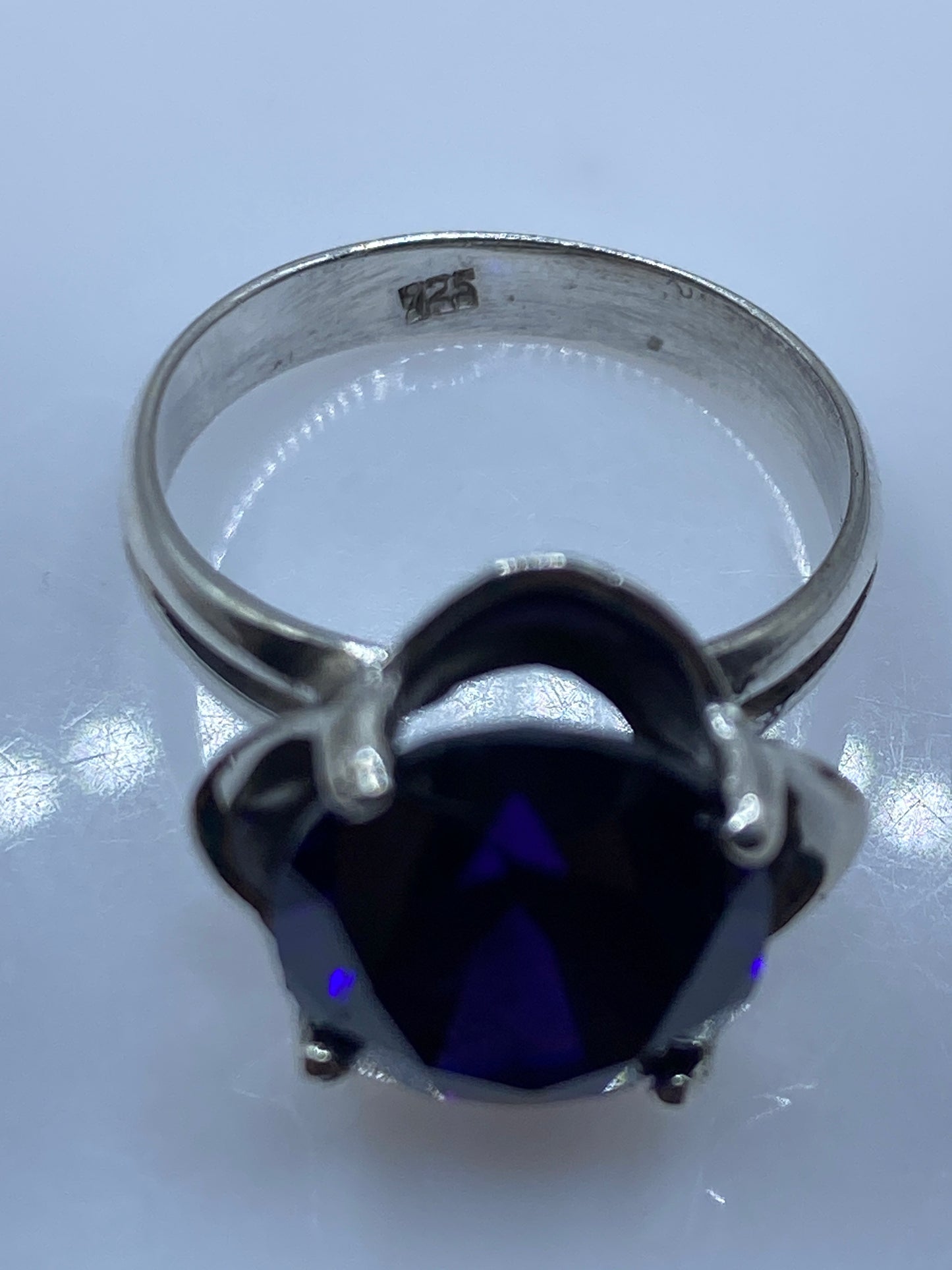 Anillo de Plata Circonia Morada Solitario — Coctel Elegante — foto 5