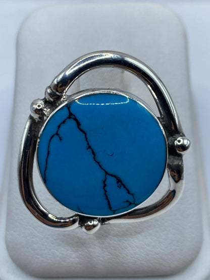 Anillo de plata .950 con turquesa azul cielo en marco orgánico, anillo ajustable
