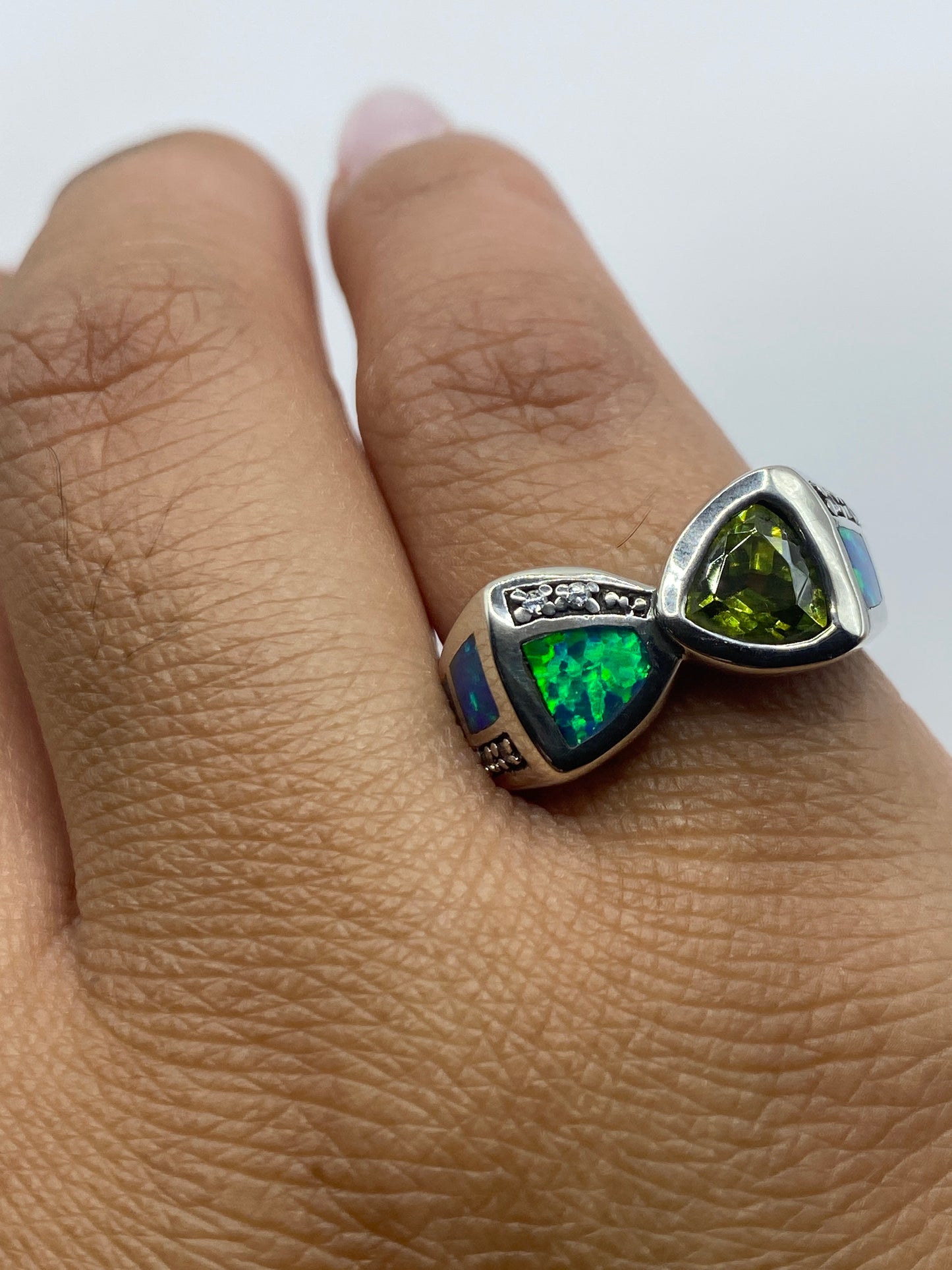 Vista interior del anillo con la marca .925 de plata auténtica