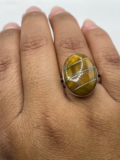 Reverso del anillo mostrando el Quinto .925 de autenticidad