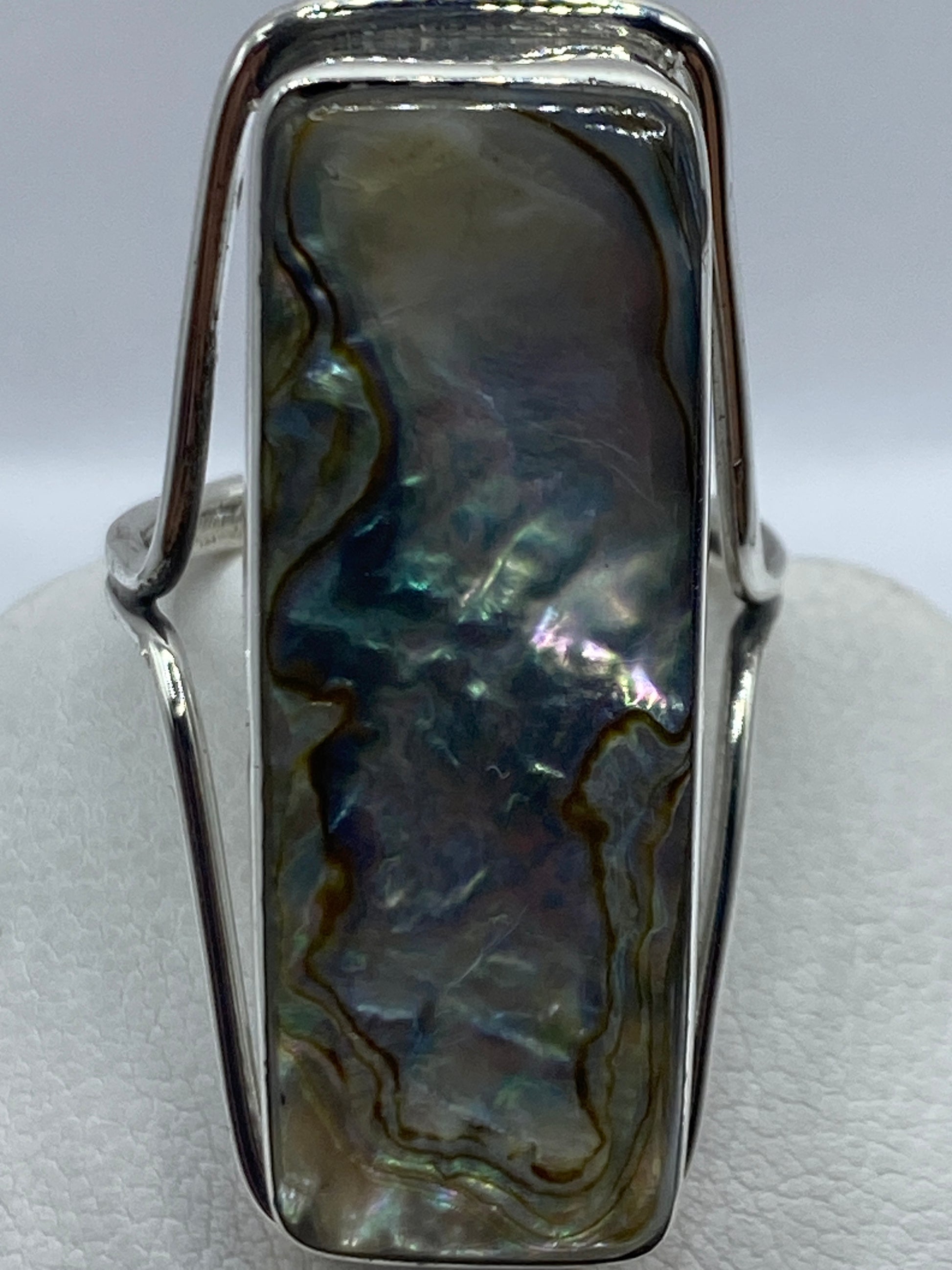 Detalle del reverso del anillo con el sello .925