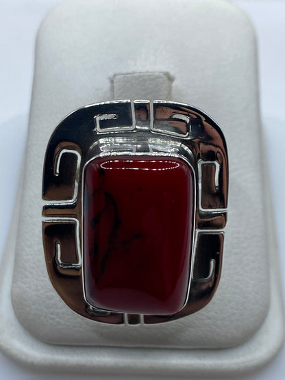 Anillo de plata ajustable con coral rojo natural, diseño geométrico prehispánico de Taxco