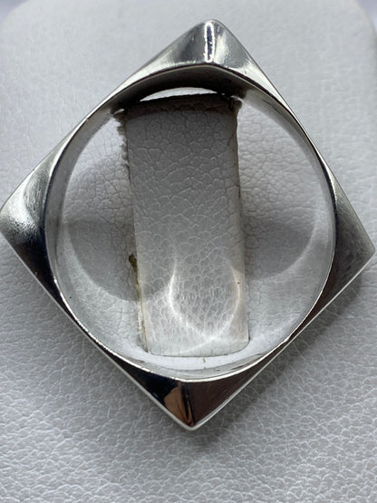 Interior del anillo con el Quinto .925 visible