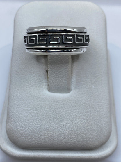 Anillo de plata giratorio con greca geométrica de Taxco en talla 6