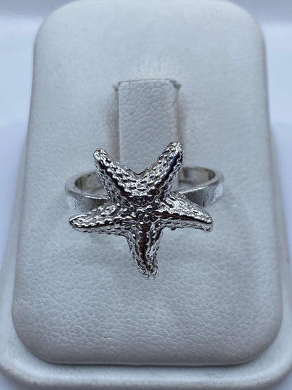 Anillo de plata .925 con diseño de estrella de mar fundida, vista superior