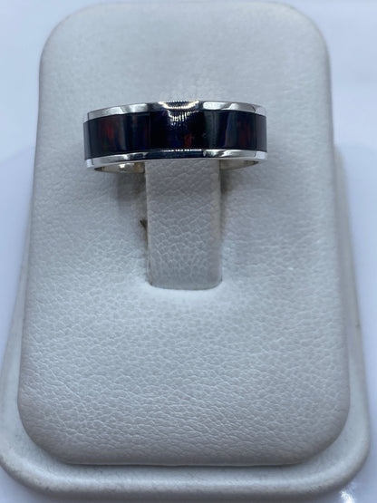 Anillo de plata .950 con ópalo de fuego multicolor en estuche de lujo