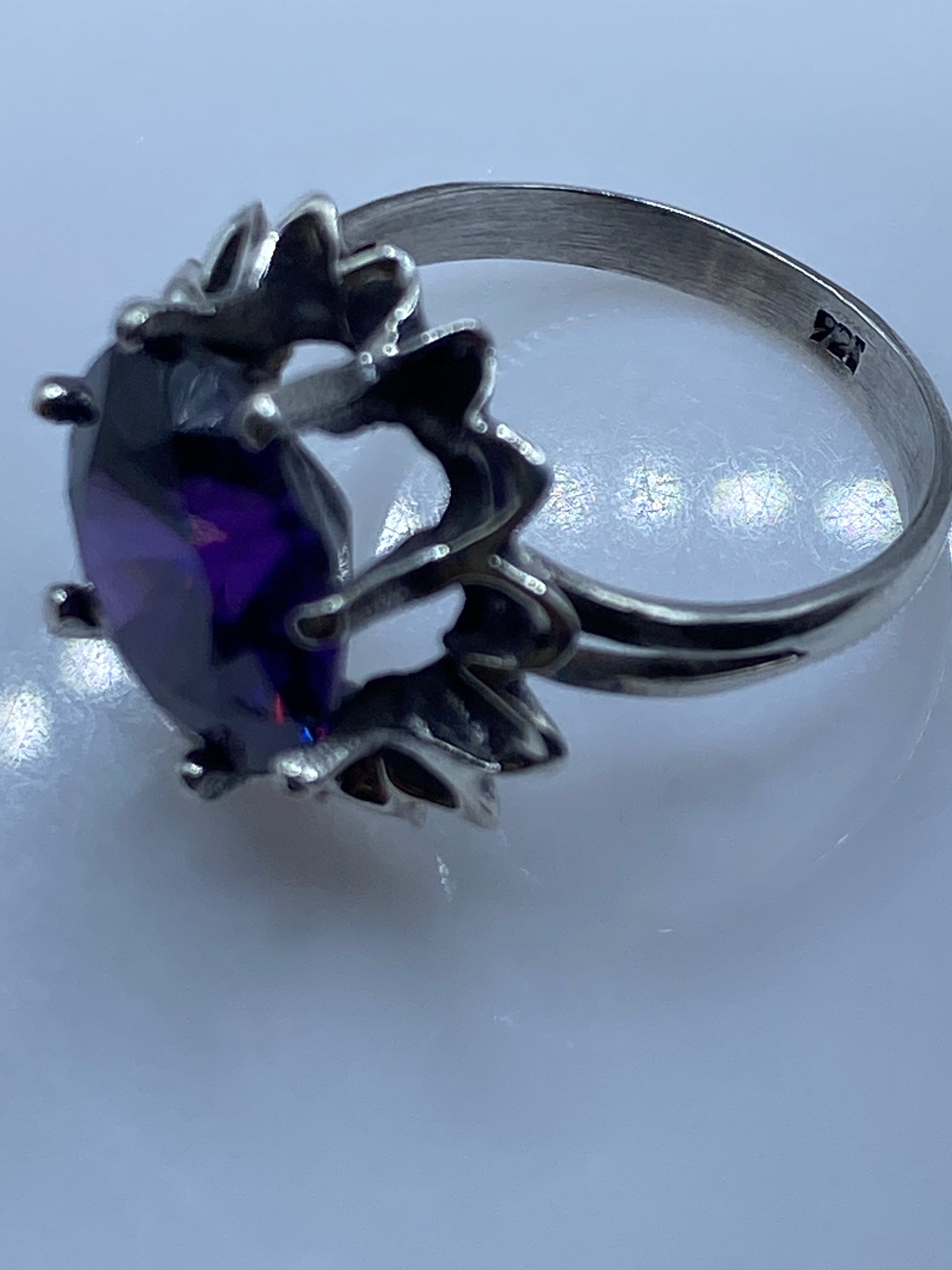 Anillo de Plata Circonia Morada Estilo Vintage — Taxco .925 — foto 5