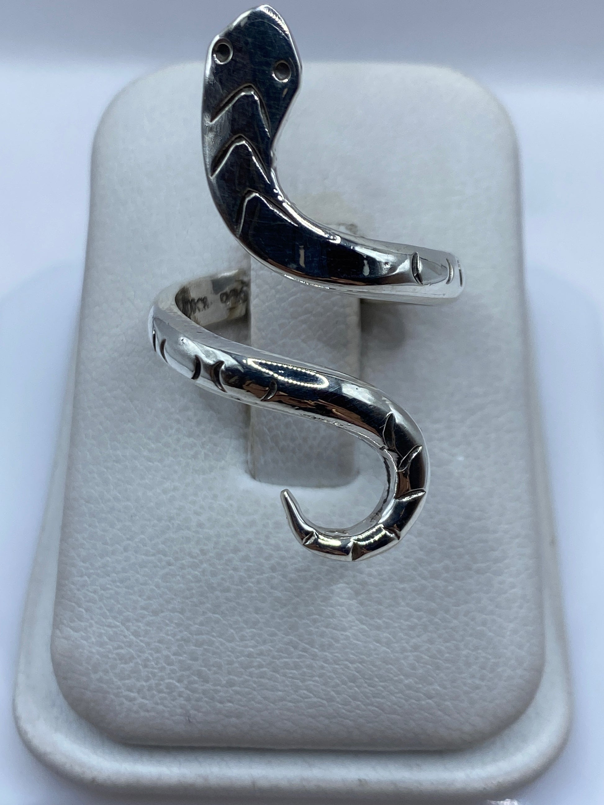 Anillo giratorio de plata .925 ajustable sobre mano, bandas en movimiento