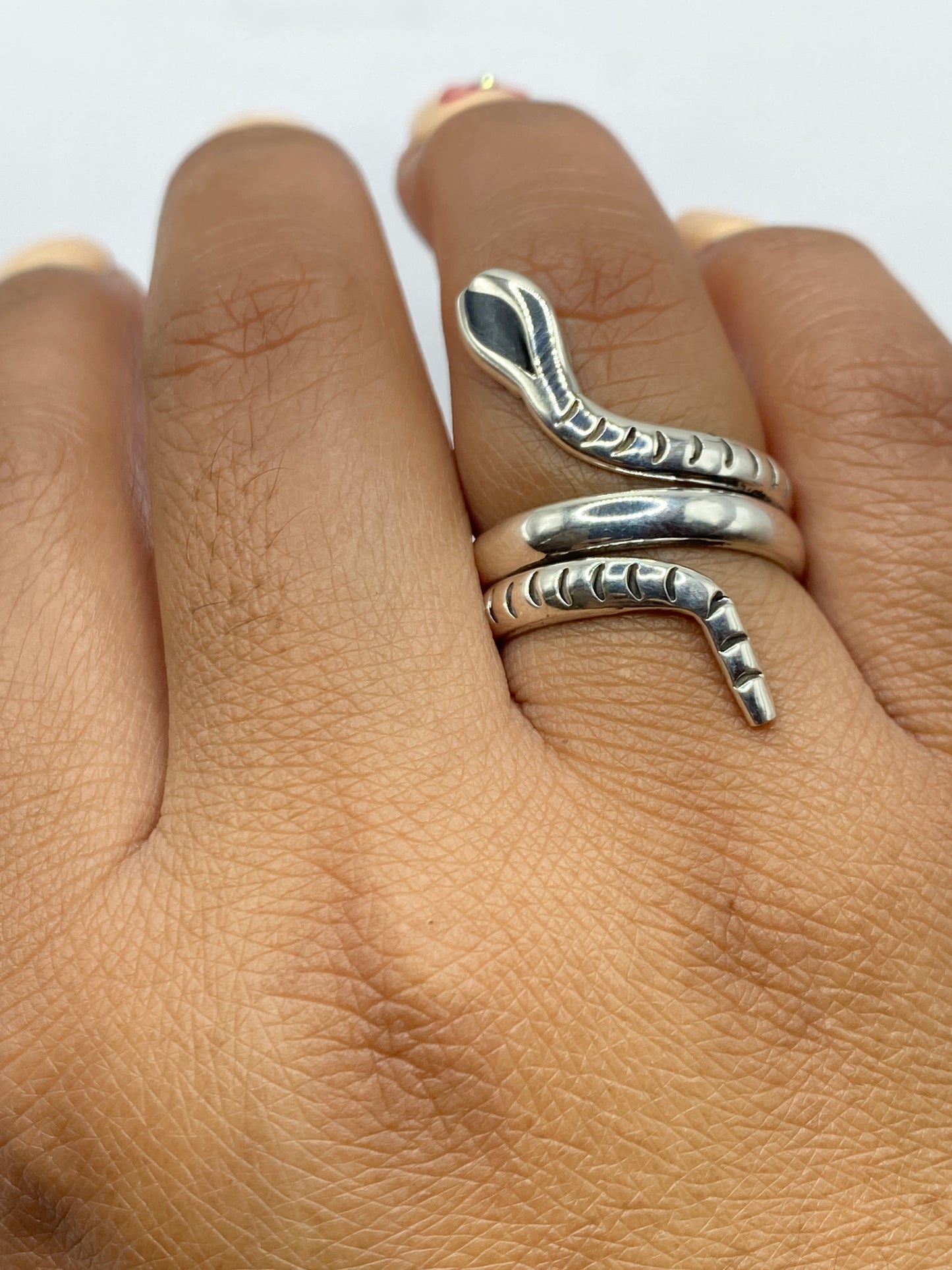 Anillo ajustable con Quinto .925 gravado en el interior
