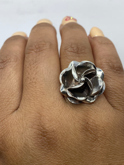 Detalle de pesaje del anillo: 8.0 gramos, SKU 004946