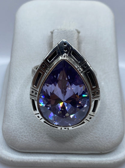 Anillo ajustable de plata .925 con circonia lavanda facetada en bisel geométrico art-déco