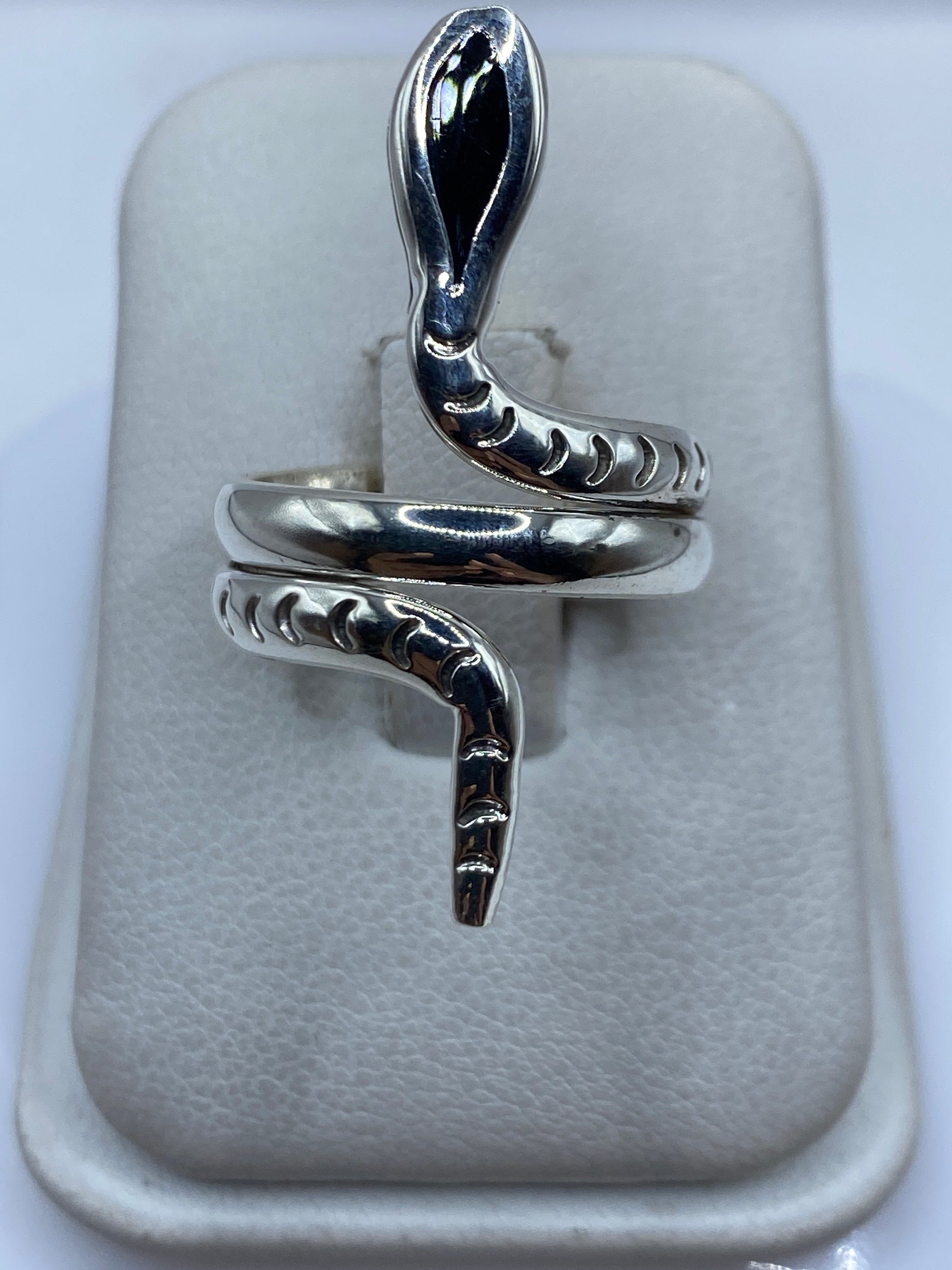 Anillo serpiente en plata .925 con cabezas envolventes, pulido espejo