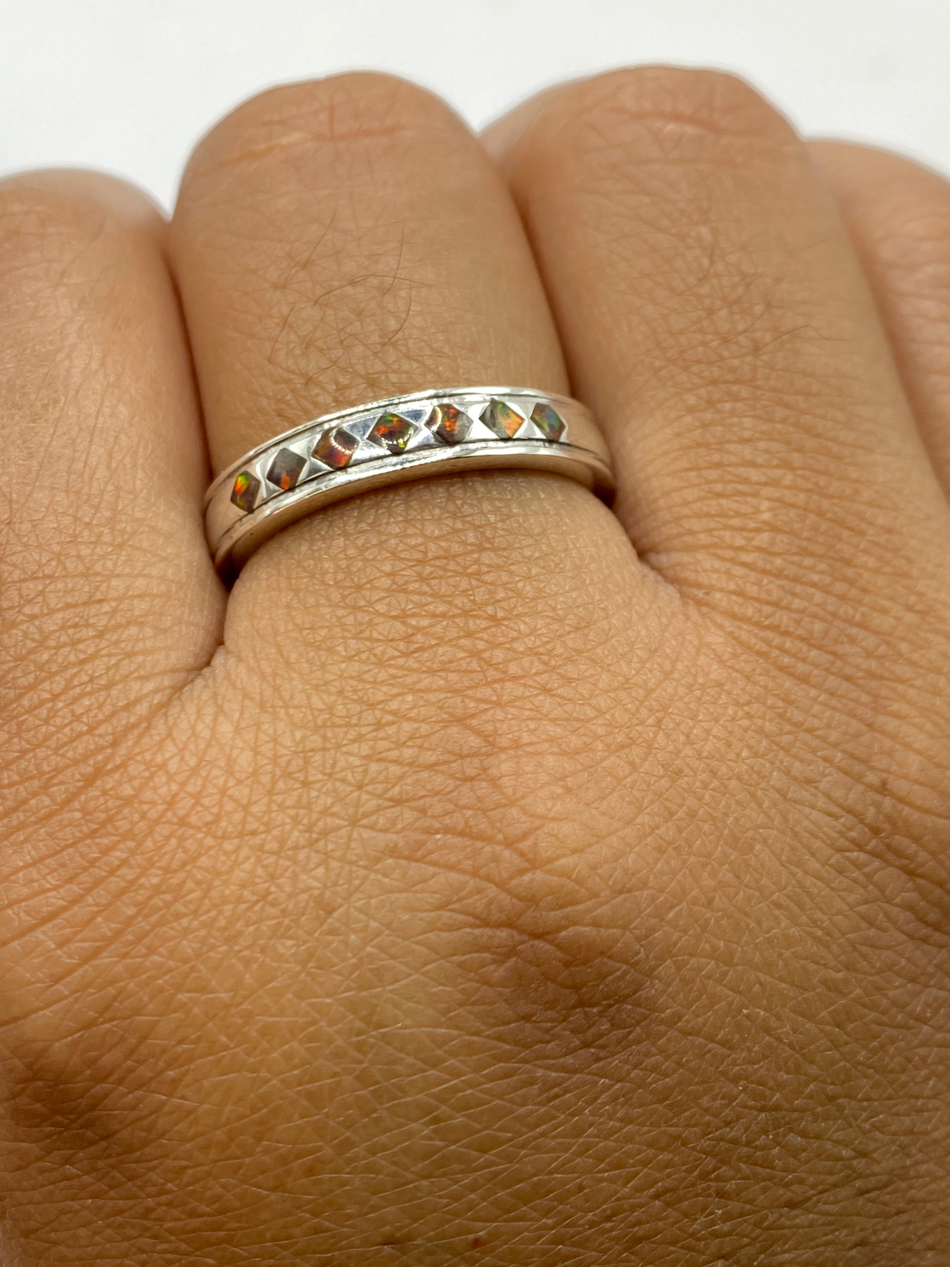 Sello del Quinto .950 en el interior del anillo de plata