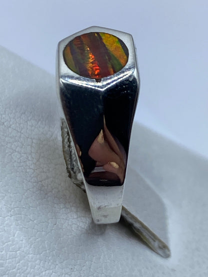 Lado del anillo en plata pulida con marca .925