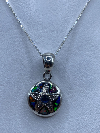 Dije de plata .950 con ópalo de fuego multicolor en forma de estrella de mar, colgante de cadena plateada