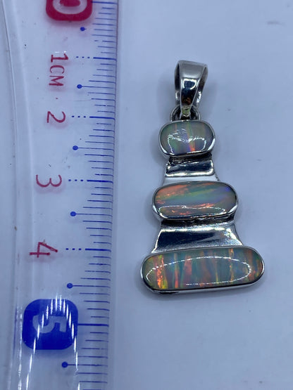 Medición del dije: 4.5 cm de largo sin cadena