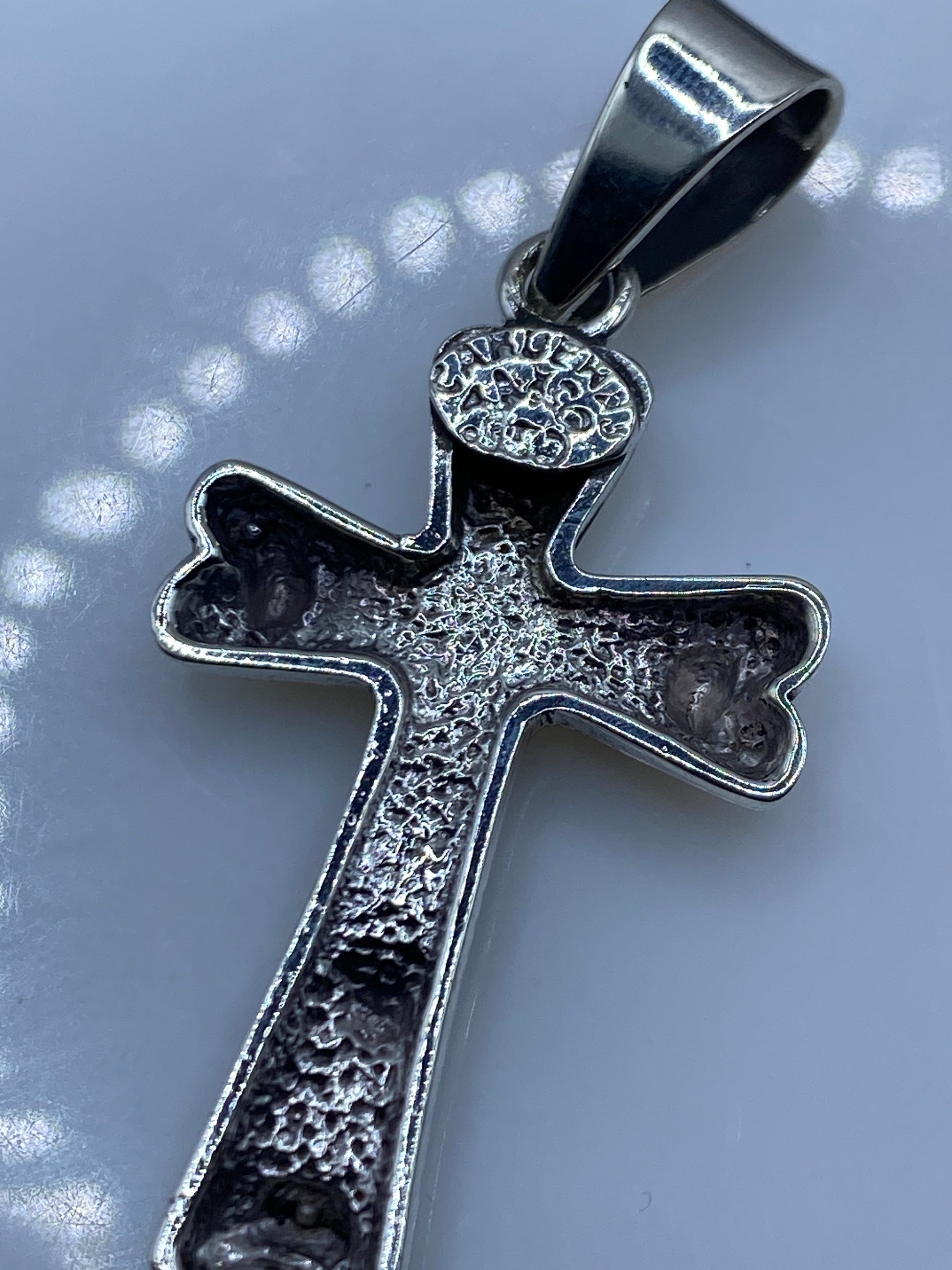 Dije Cruz de Plata .950 con Ópalo de Fuego Azul — foto 5