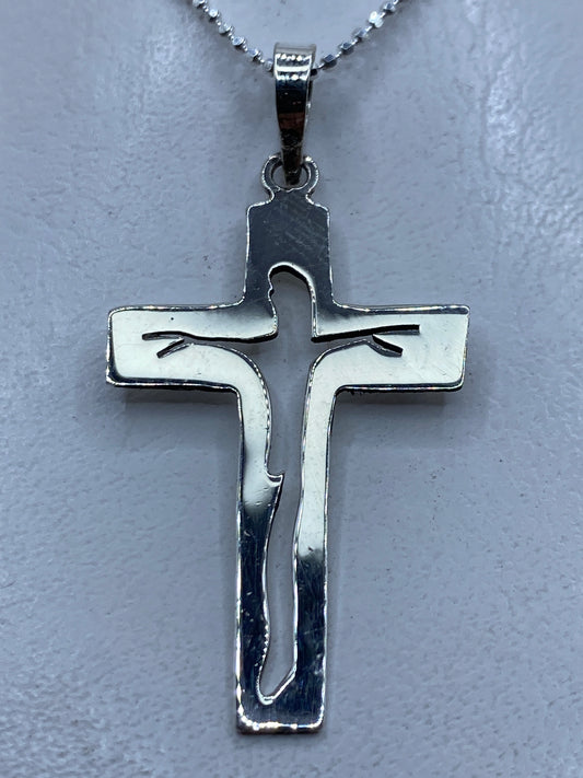 Dije cruz de plata .925 calado en Taxco, 5.3 cm de largo, con diseño abierto y elegante