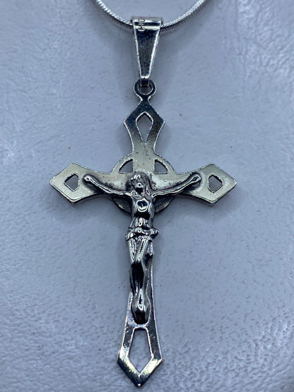 Dije de cruz de plata .925 con Cristo, calado a mano en Taxco