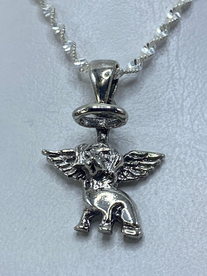 Dije elefante alado en plata .925 colgando de cadena plata