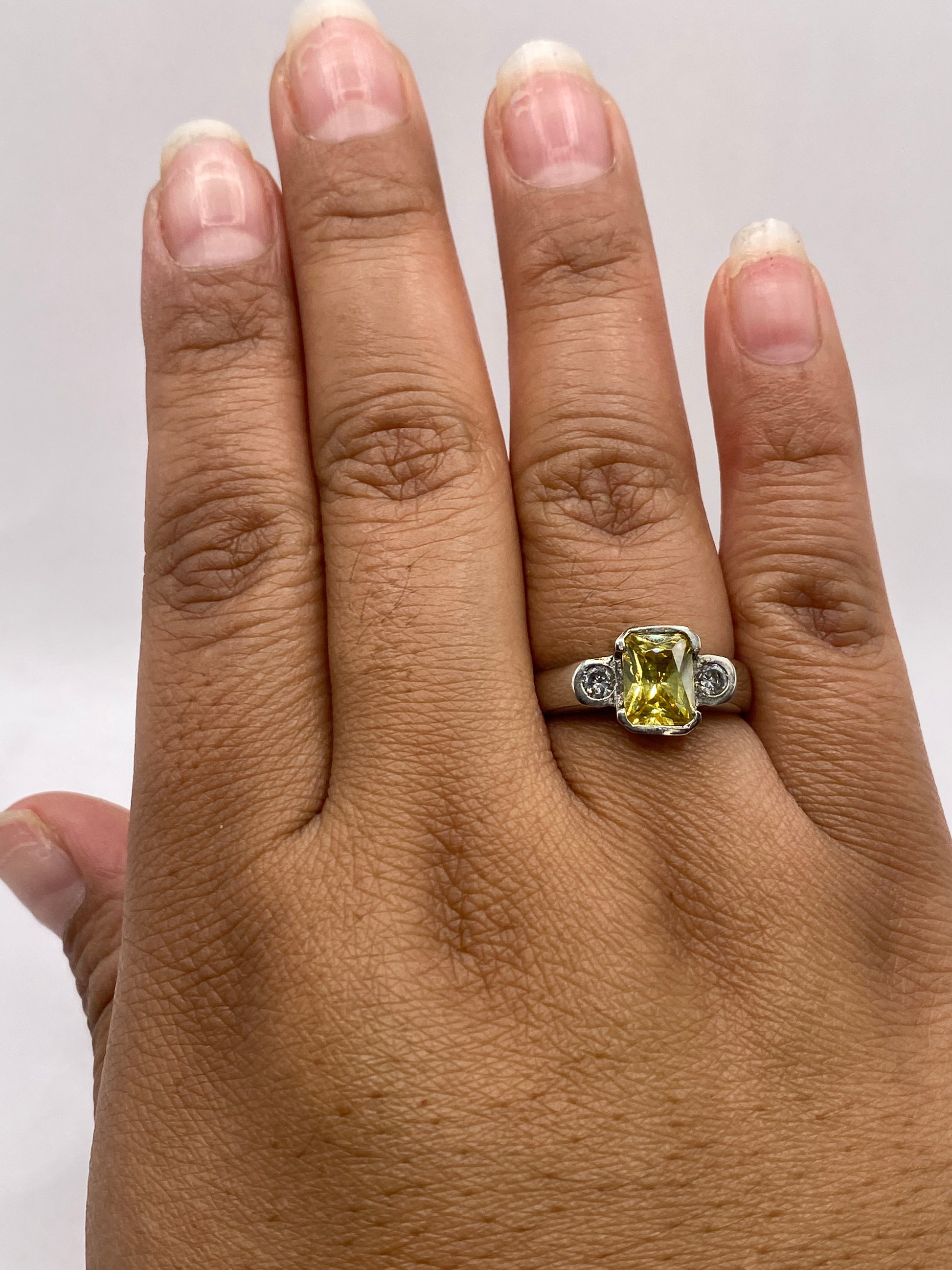 Anillo de Plata con Circonia Amarilla — Solitario Elegante — foto 5