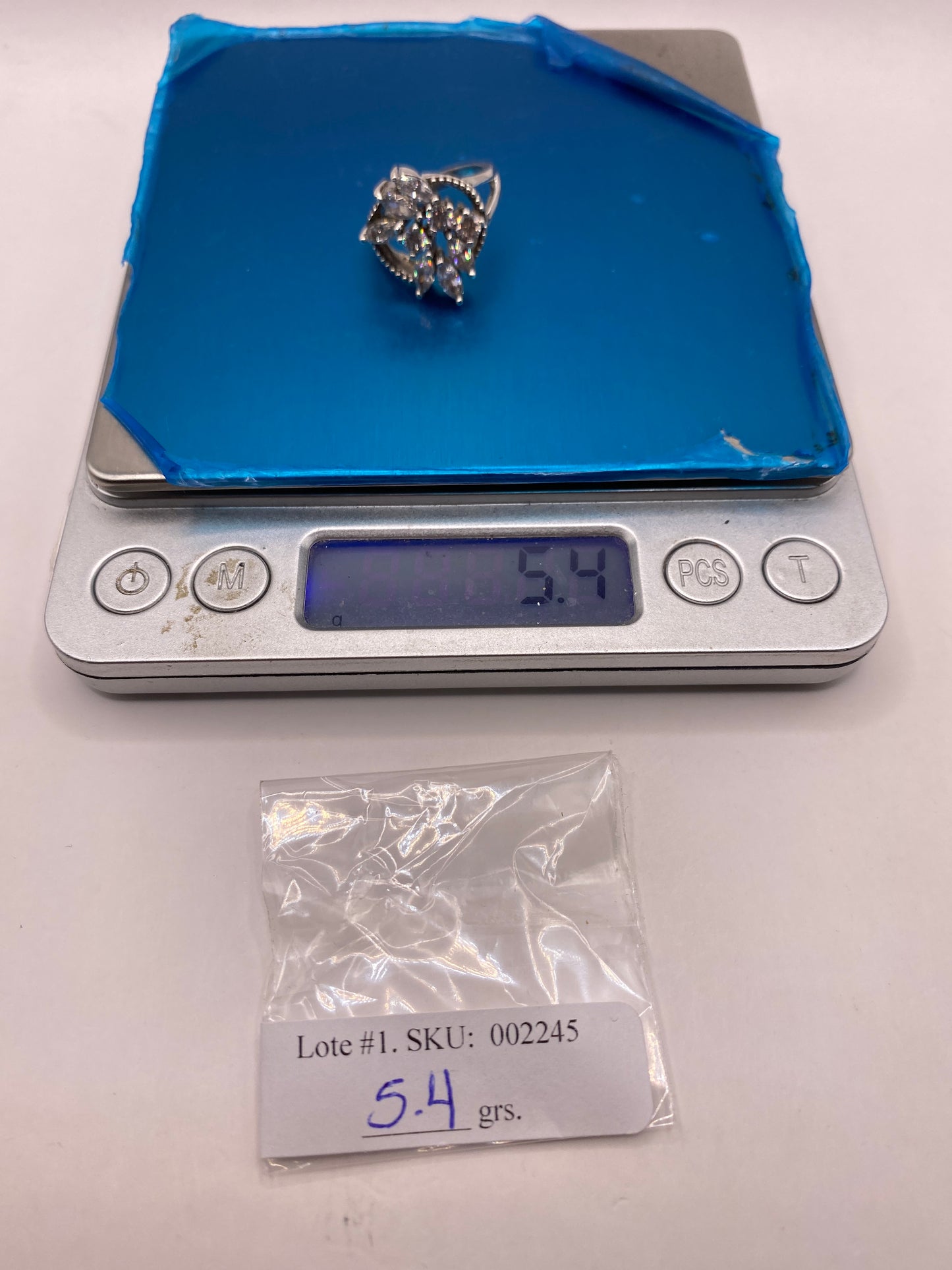 Anillo de Plata .925 Flor de Circonias Blancas — Coctel Marquesa