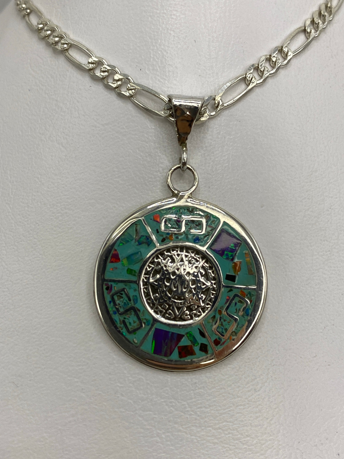 Dije de plata 925 prehispánico con ópalo de fuego multicolor de 4 cm