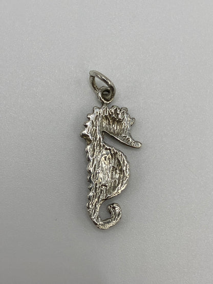 Dije Caballito de Mar Plata Repujada — Taxco 925 — foto 5
