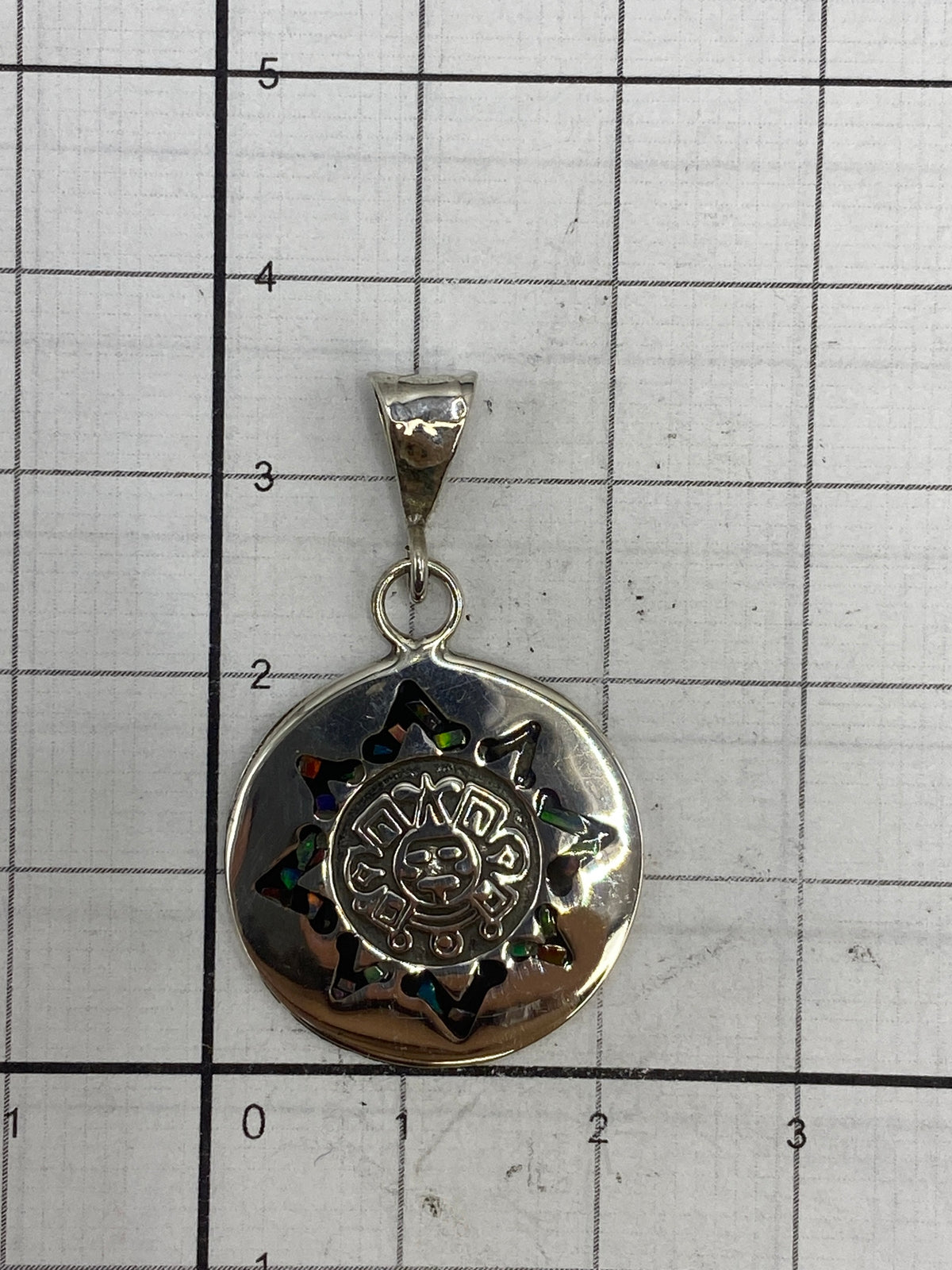 Reverso del dije de plata con sello Quinto 925