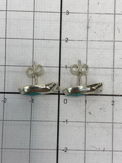 Aretes sobre regla milimétrica confirmando largo de 1.3 cm