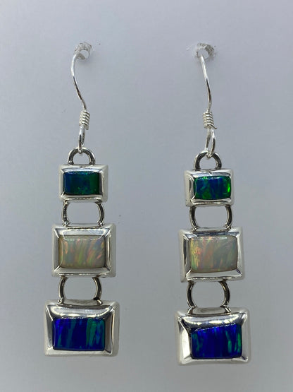 Par de aretes de plata 925 con ópalo de fuego multicolor en cascada de tres cuadros