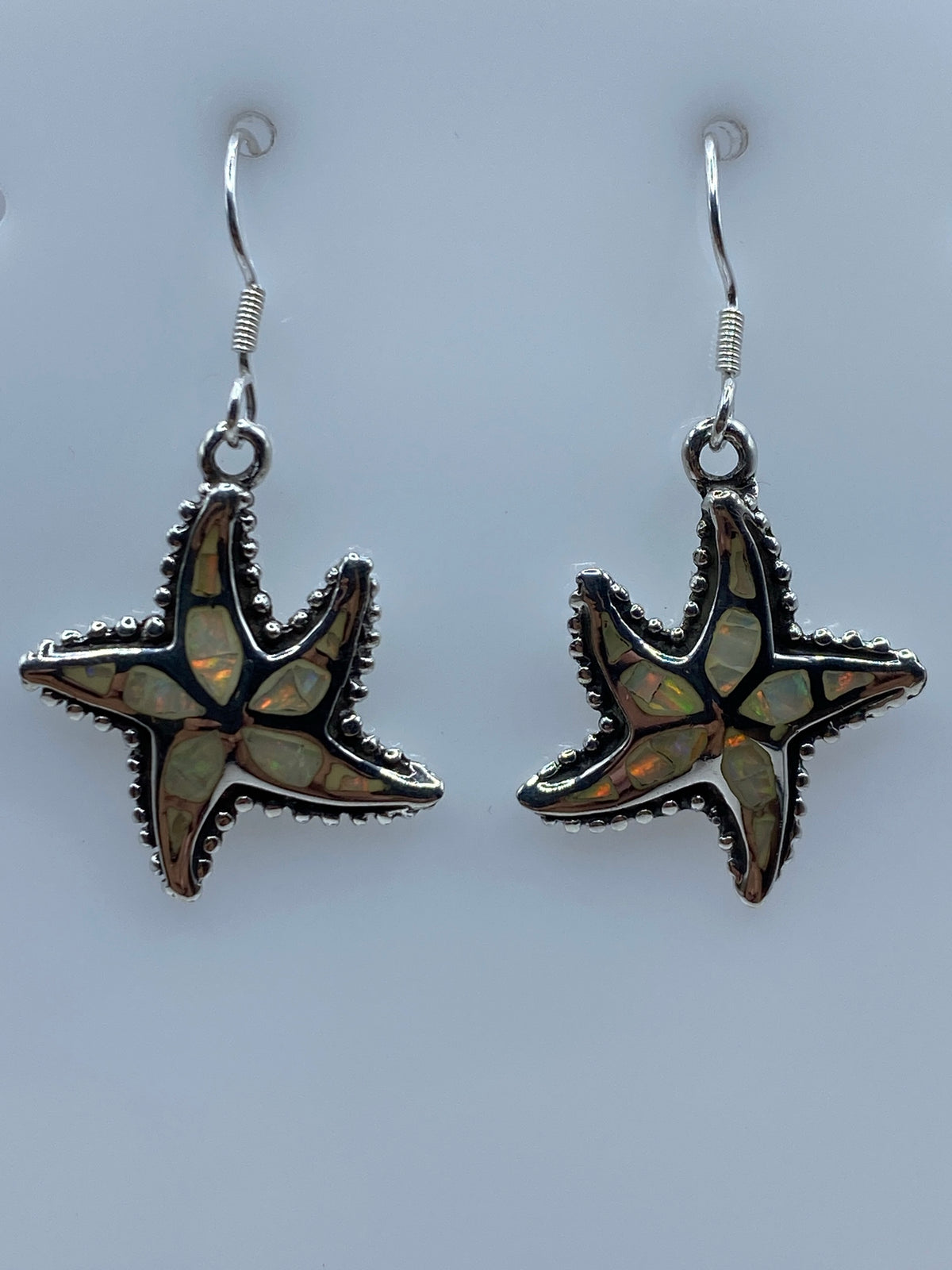 Aretes de estrella marina en plata 950 con ópalo de fuego multicolor
