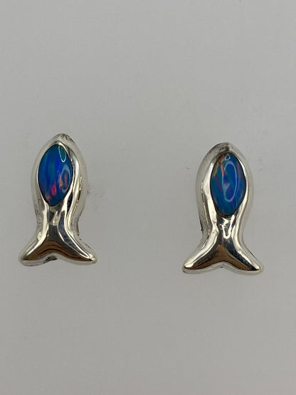 Aretes vistos desde el lateral con el Quinto 925 visible