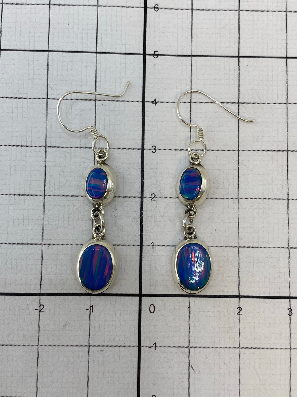 Reverse de los aretes con Quinto 925 grabado