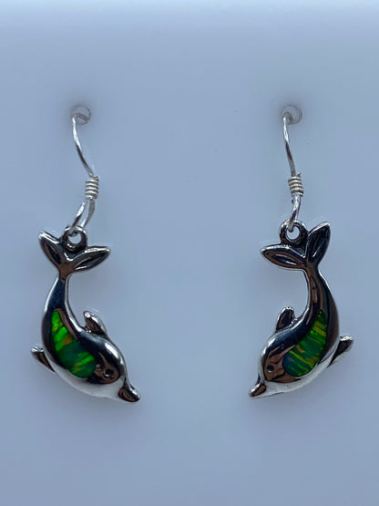 Par de aretes de plata 950 con ópalo de fuego verde limón, colgando en gancho plateado