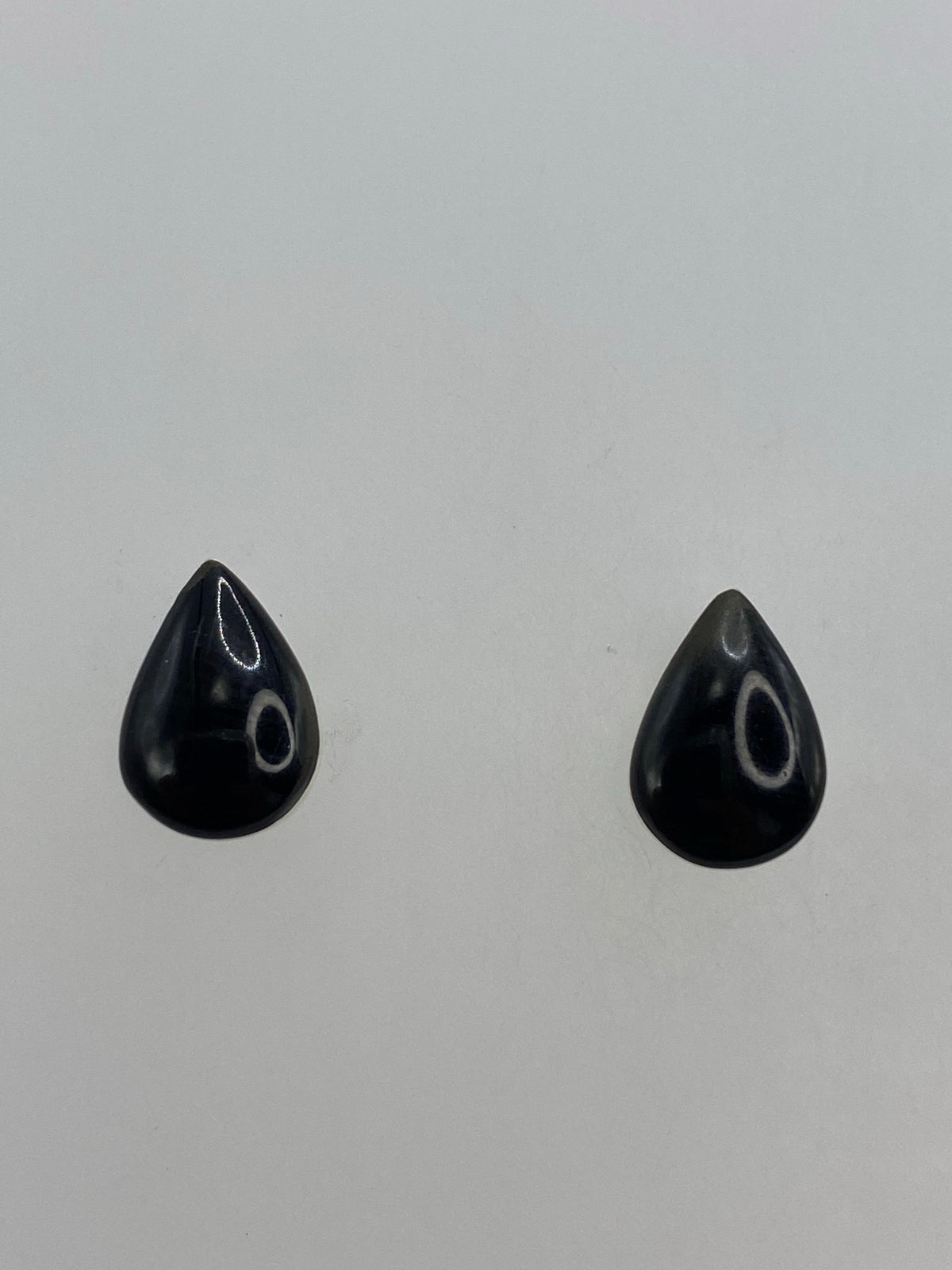 Par de aretes de plata 950 con ónix negro engastado a mano