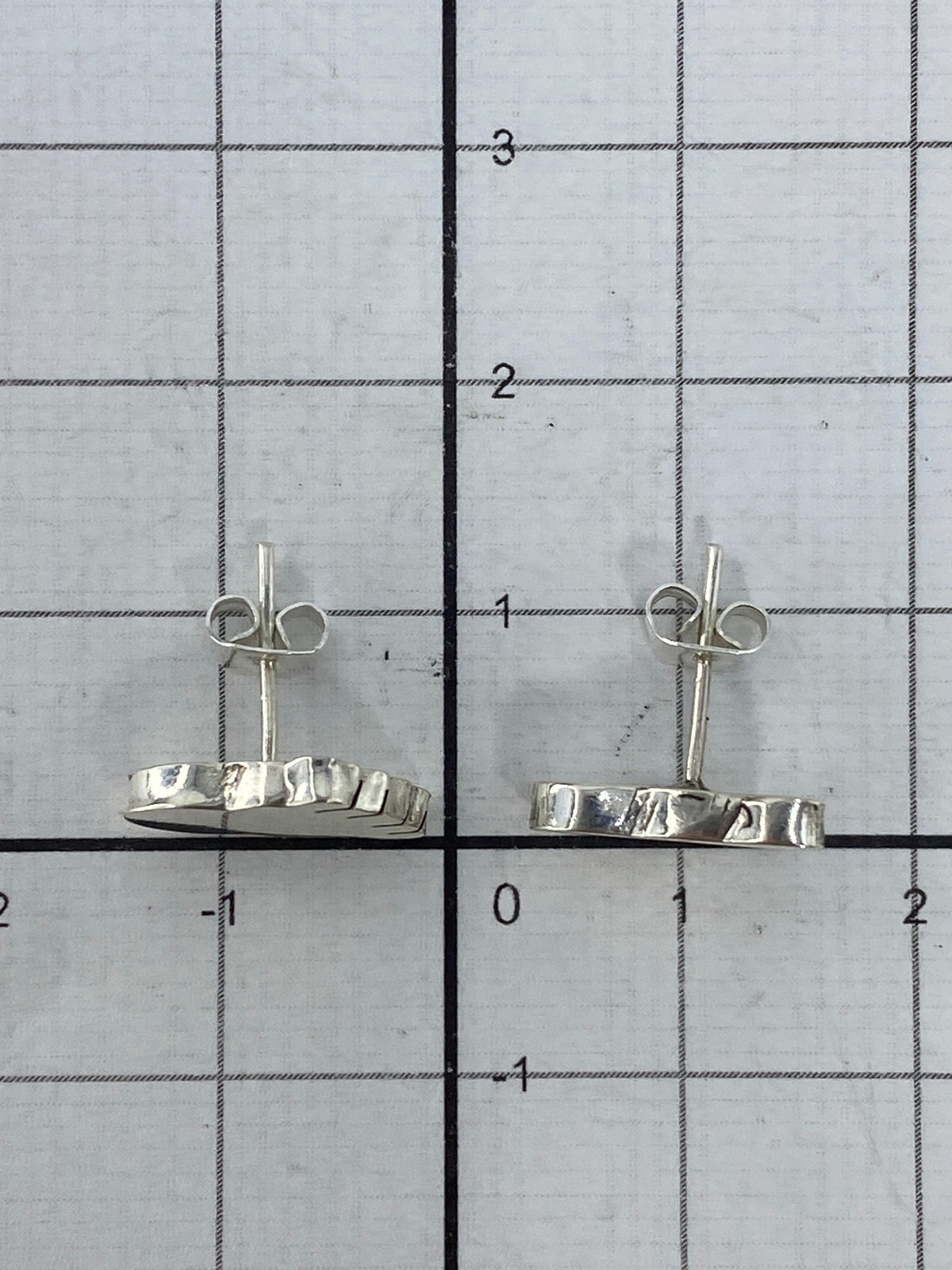 Aretes de cartoneado Taxco con sello 925 grabado, listos para envío