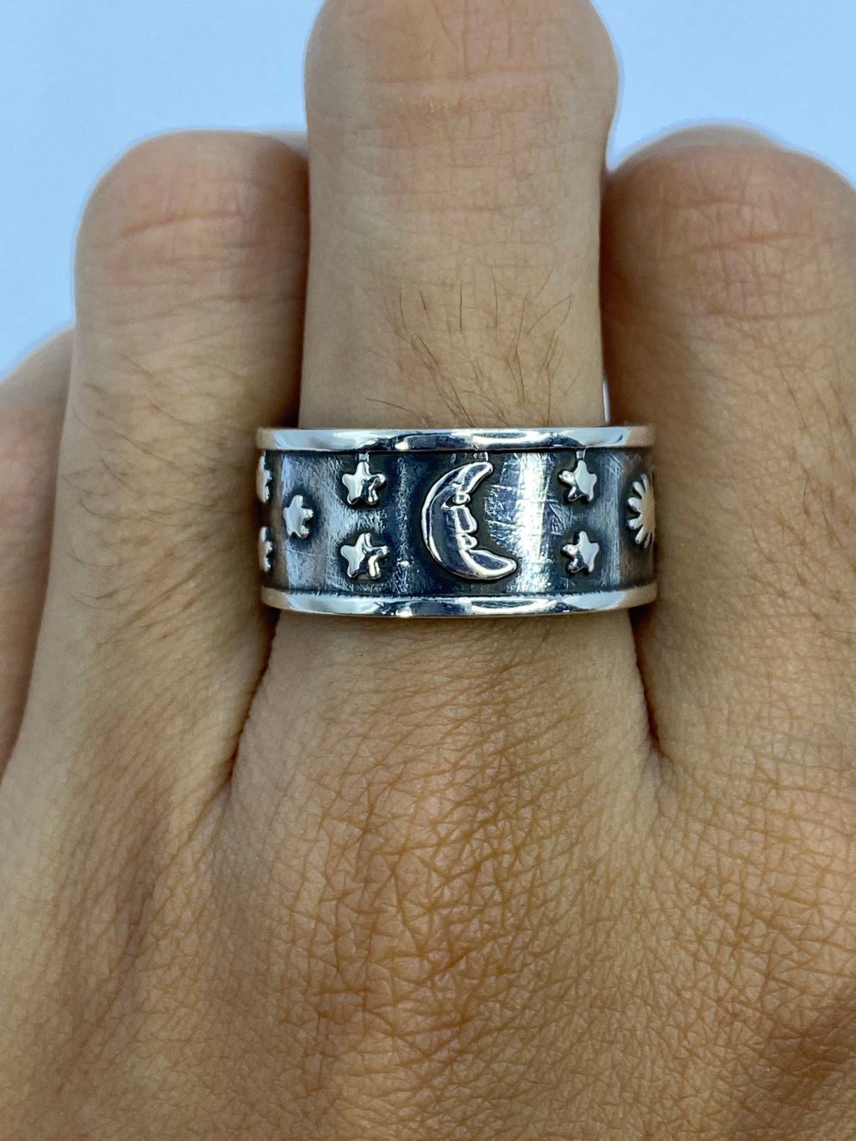 Anillo Repujado Luna y Estrellas — Plata 925 Taxco — foto 5