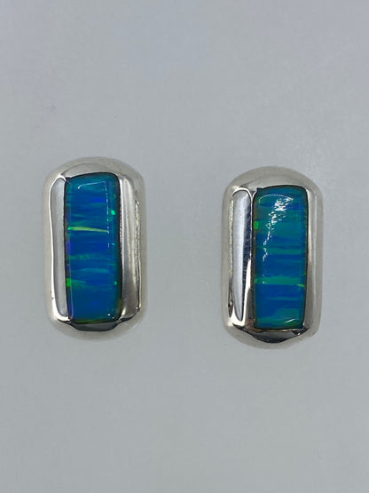 Par de aretes de plata 925 con ópalo de fuego multicolor engastado a mano