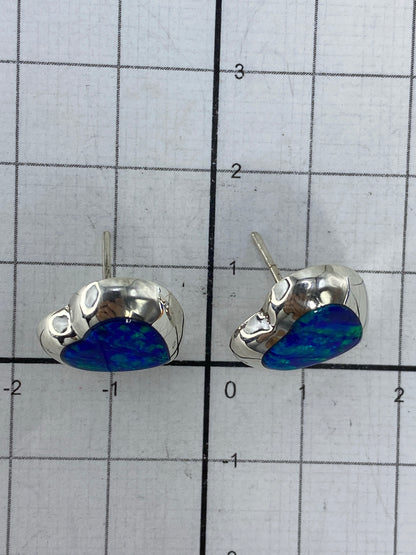 Reverso de los aretes con el Quinto 925 grabado