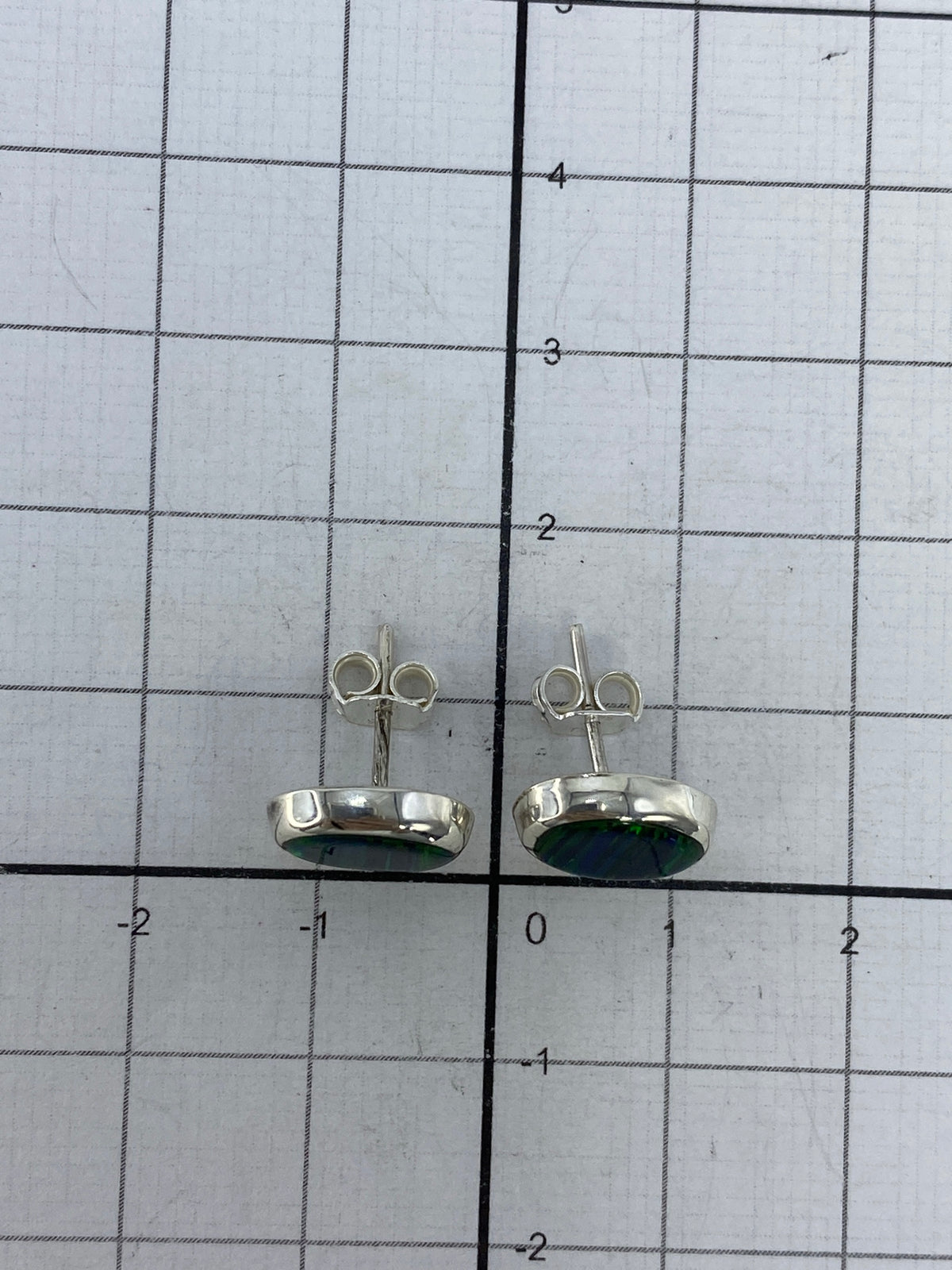 Aretes de plata ópalo de fuego en estuche, listos para regalo