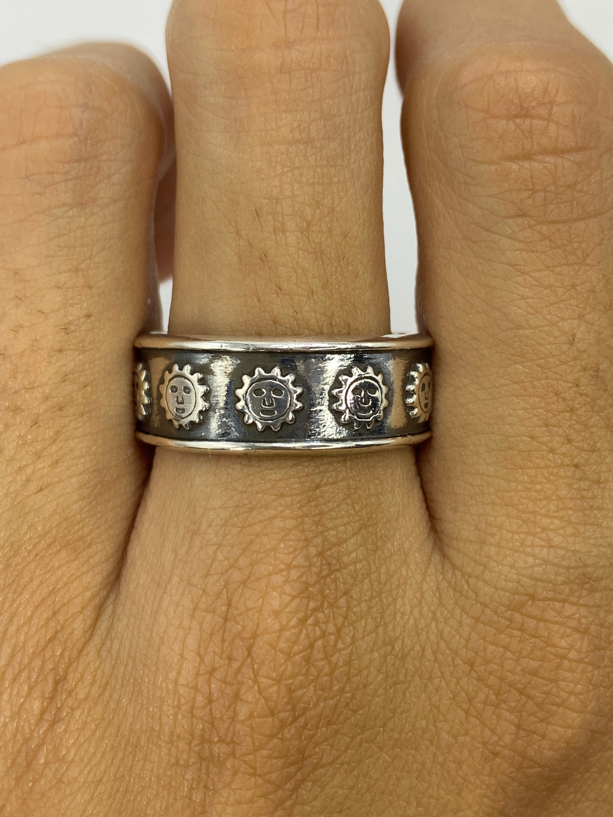 Anillo de Plata Repujado Sol Prehispánico — Taxco 925 — foto 5