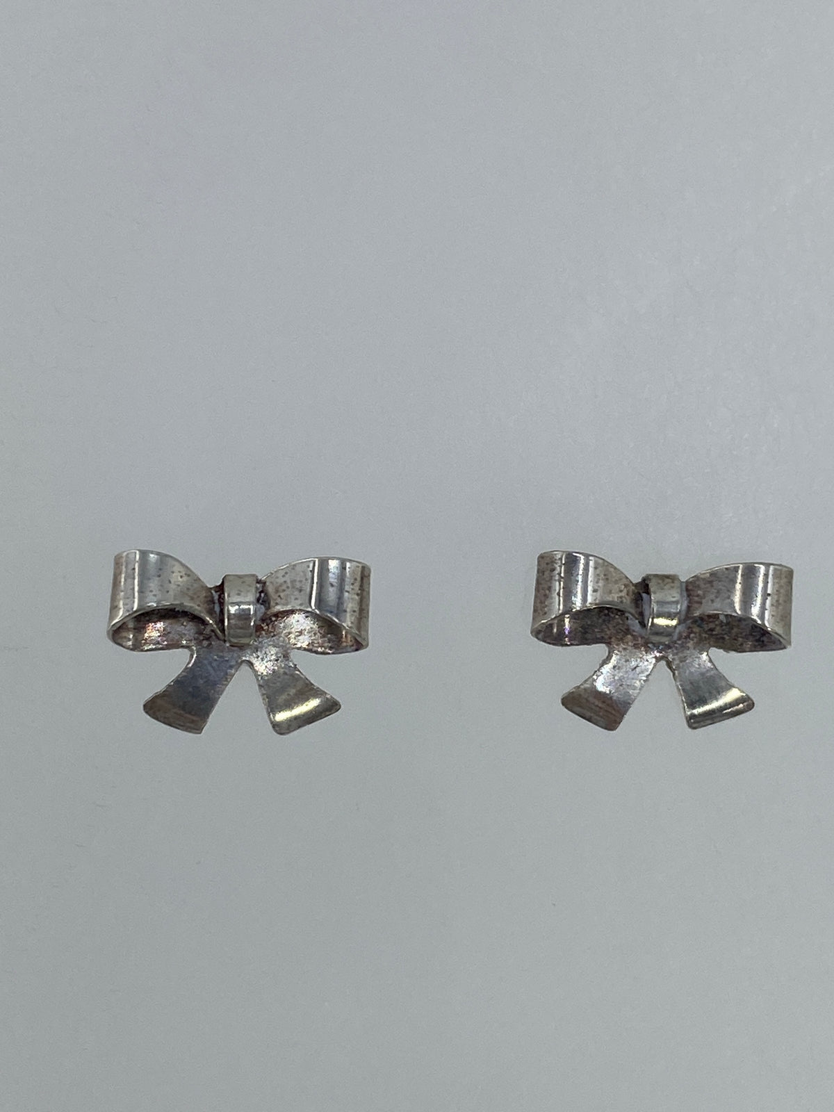 Detalle del cartoneado de Taxco: volumen 3D en plata 925