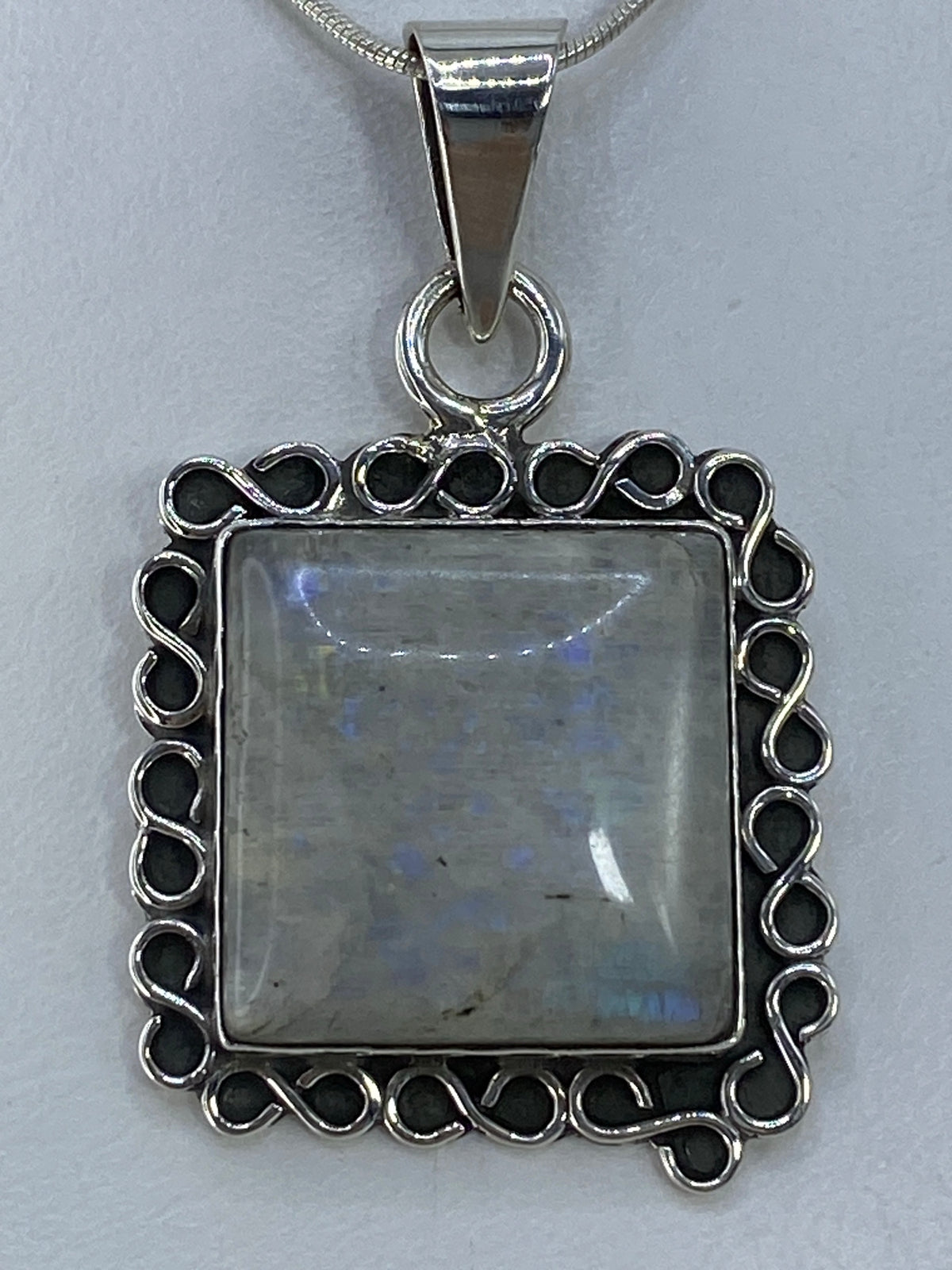 Dije de 4.5 cm sobre escala métrica