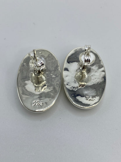 Aretes de Plata con Ópalo de Fuego Lavanda — foto 5