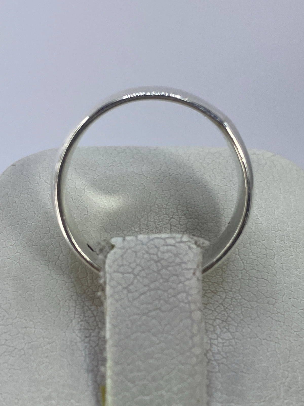 Detalle del interior con sello 925