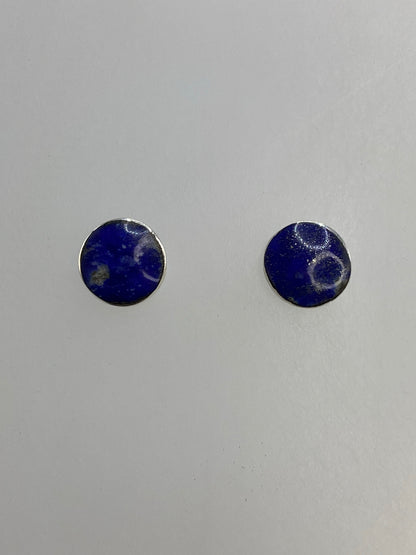 Par de aretes de plata 925 con lapislázuli azul natural engastado a mano