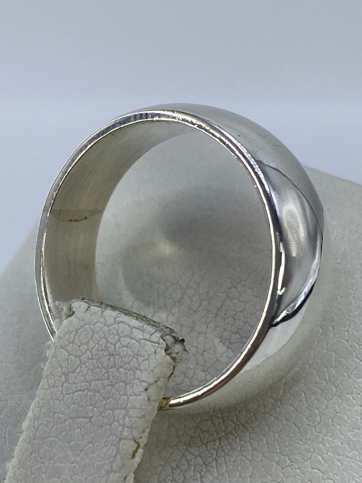 Detalle del interior del anillo con el Quinto 925 grabado
