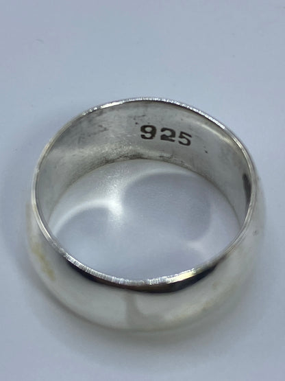 Anillo de plata 925 en balanza de precisión mostrando 5.46 gramos